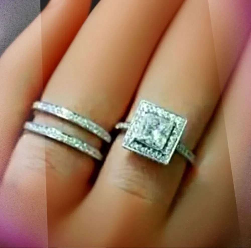 Princess Cut 2 Ct. Clear White Diamond Wedding Ring 14K White Gold 925 on Silver